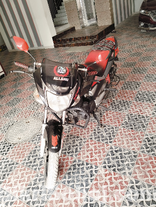 CBZ EXTREEM HONDA 150 CC